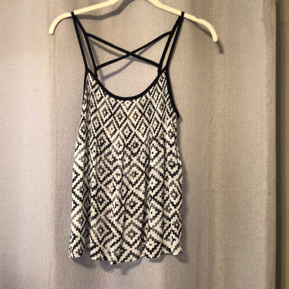 Lightweight black and white tank top. Loose fit. Princess Vera Wang M